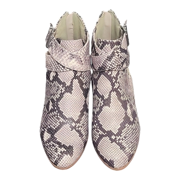 Fergilious Faux Leather Snake Print Booties - Size 8 - Picture 1 of 7